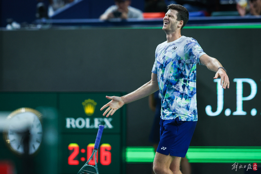 英国网球队完胜法国网球队，费德勒送出助攻的简单介绍