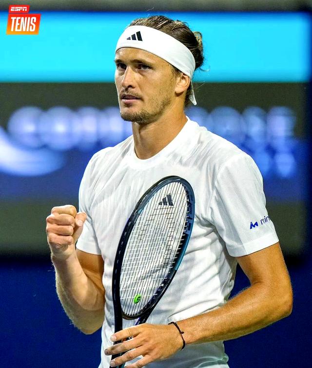 日本网球队翻盘意大利网球队，兹维列夫统治全场