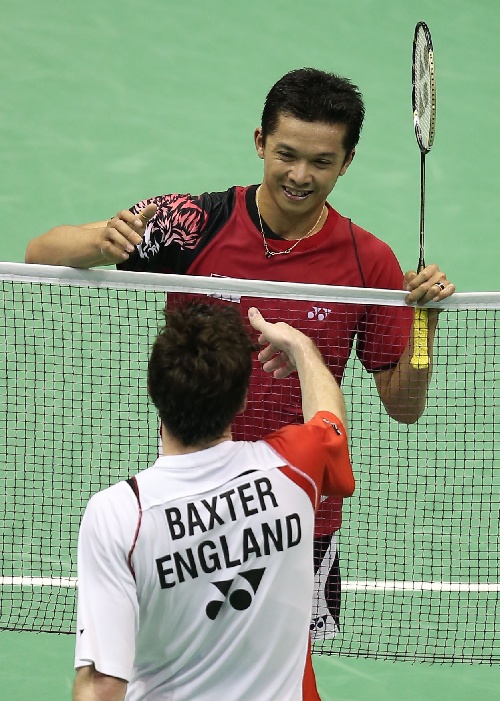 英格兰羽毛球队完胜日本羽毛球队，陶菲克送出助攻