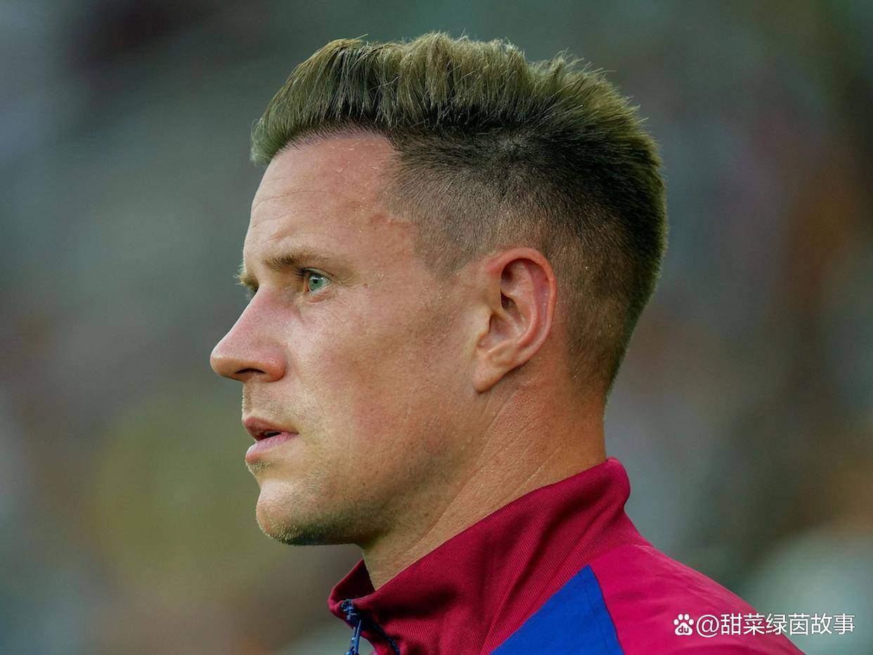 西班牙碾压英格兰,特尔施特根惊艳世界 西班牙碾压英格兰,特尔施特根惊艳世界