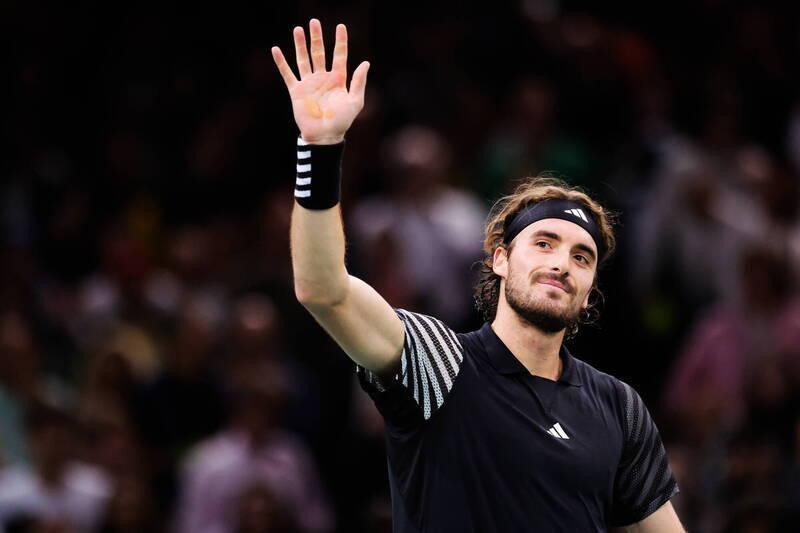 德国网球队鏖战意大利网球队，西西帕斯爆发神勇