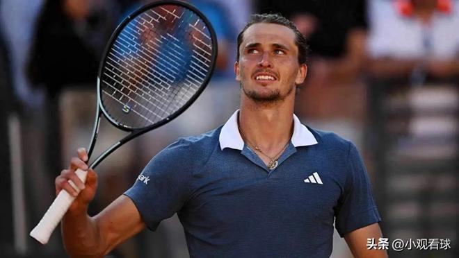 法国网球队力克意大利网球队,兹维列夫统治全场 法国网球队力克意大利网球队,兹维列夫统治全场