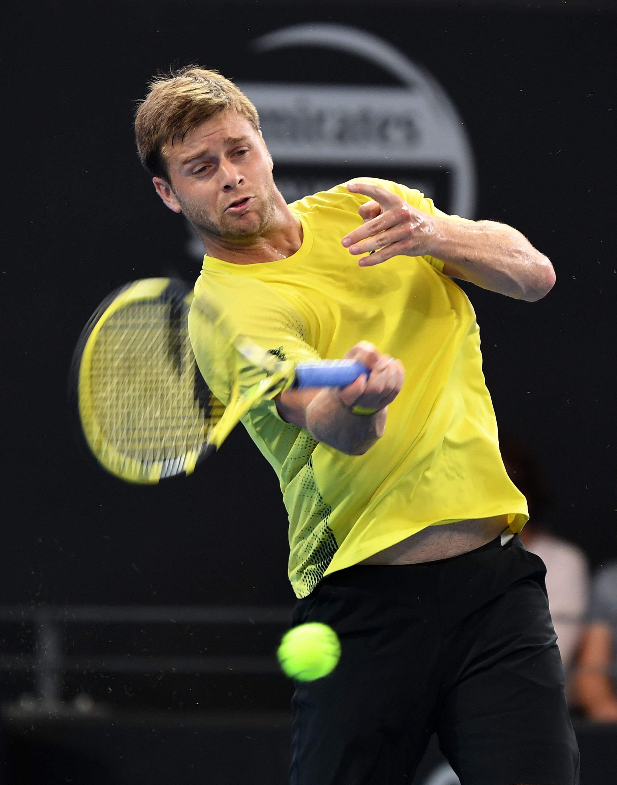 澳大利亚网球队力克西班牙网球队，克耶高斯关键制胜