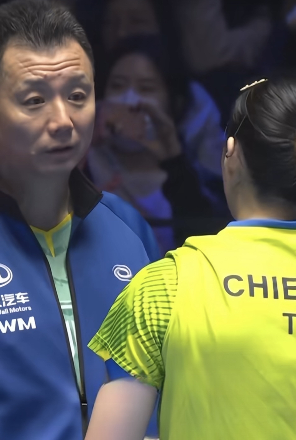 亚洲杯选手赛后落泪,背后故事感人 亚洲杯选手赛后落泪,背后故事感人