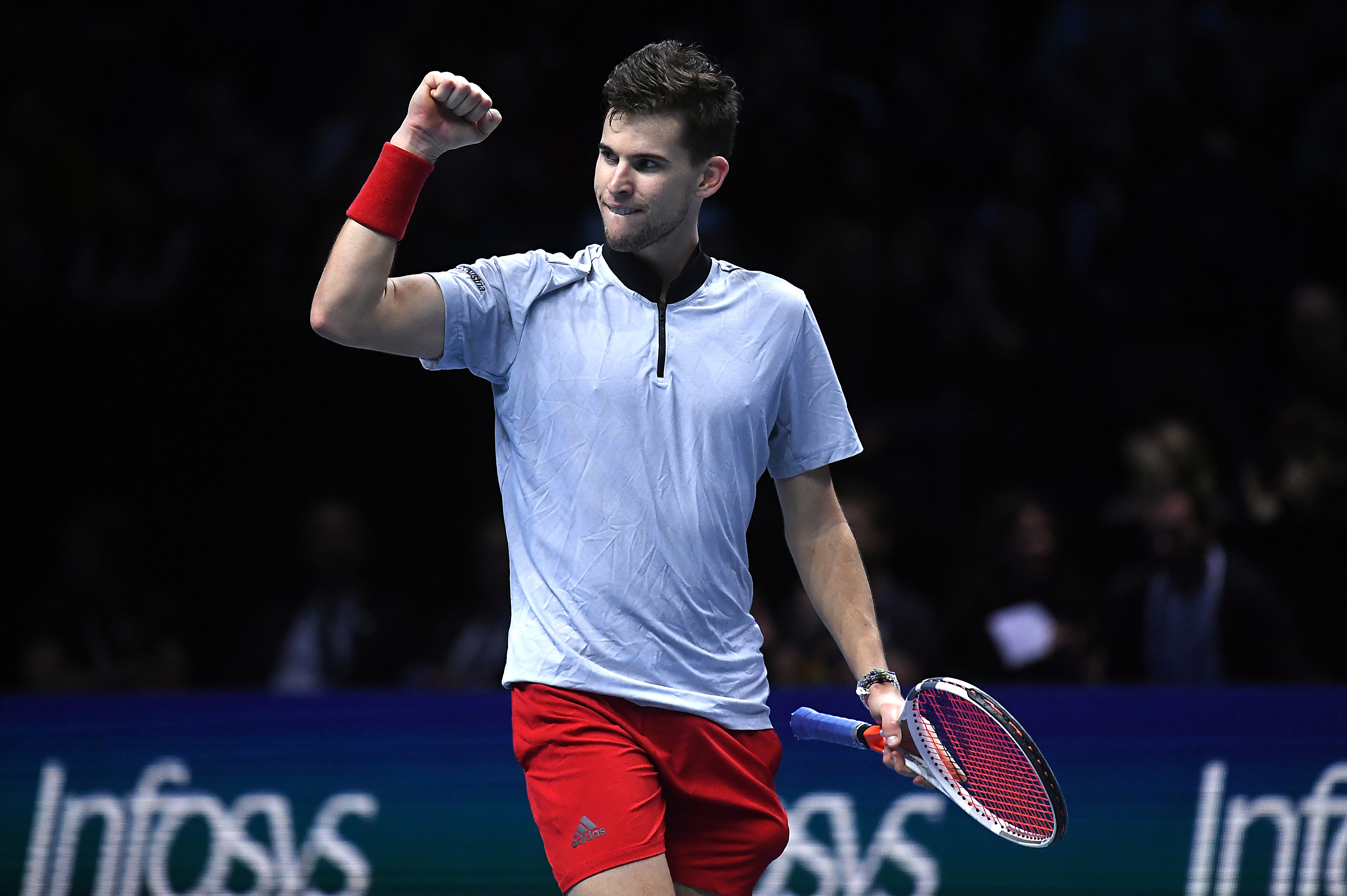 开云体育在线-包含ATP总决赛鏖战年终总决赛，蒂姆关键制胜的词条