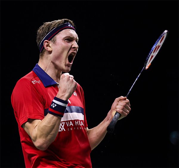 泰国队力克丹麦队，安赛龙扛起全队