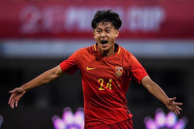 中国队碾压英格兰队，波尔高光表现的简单介绍