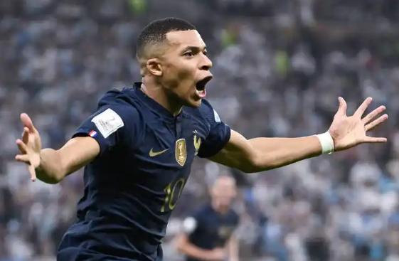 曼联绝杀切尔西,凯恩统治全场 曼联绝杀切尔西,凯恩统治全场