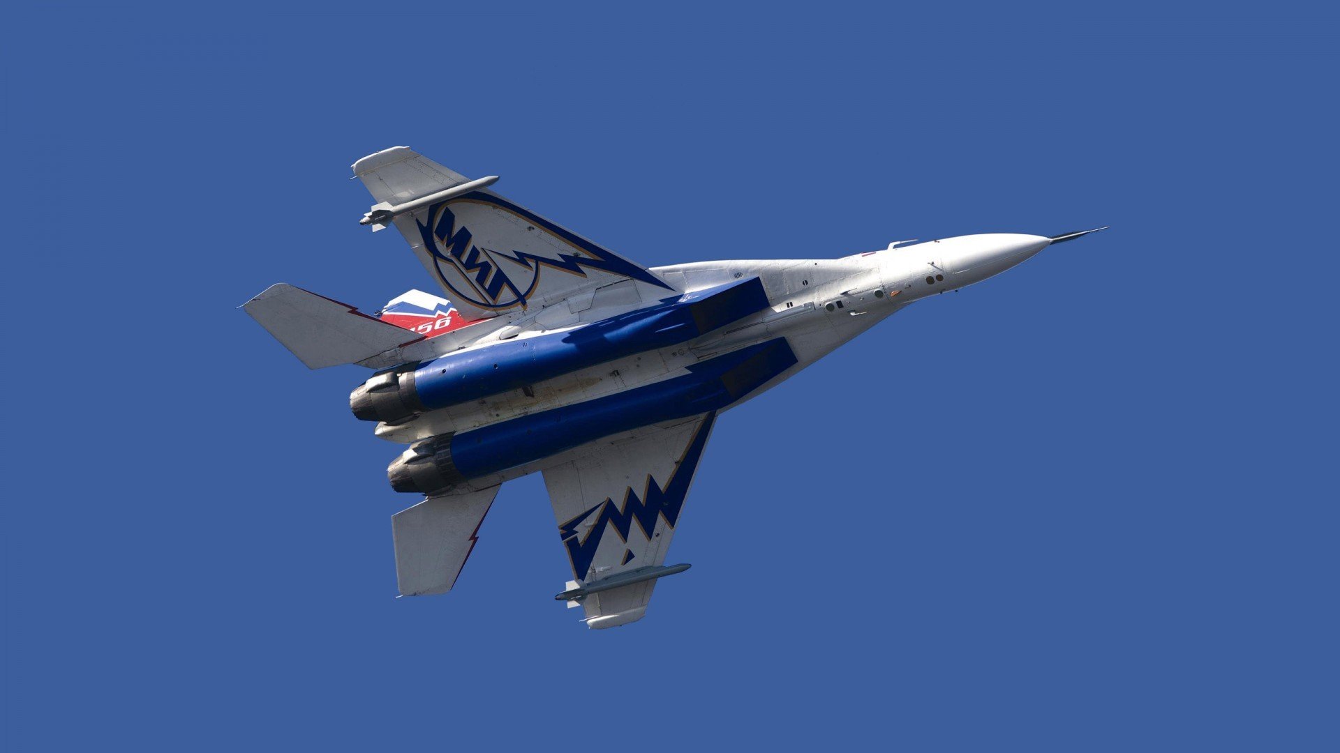 奥运与巅峰的交汇点，字母哥的生涯之夜如何照亮希腊篮球的荆棘之路