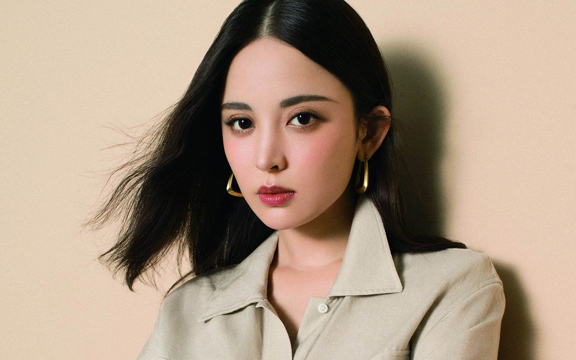 镁光灯定律，当底特律的黑暗被拉文的火焰点燃